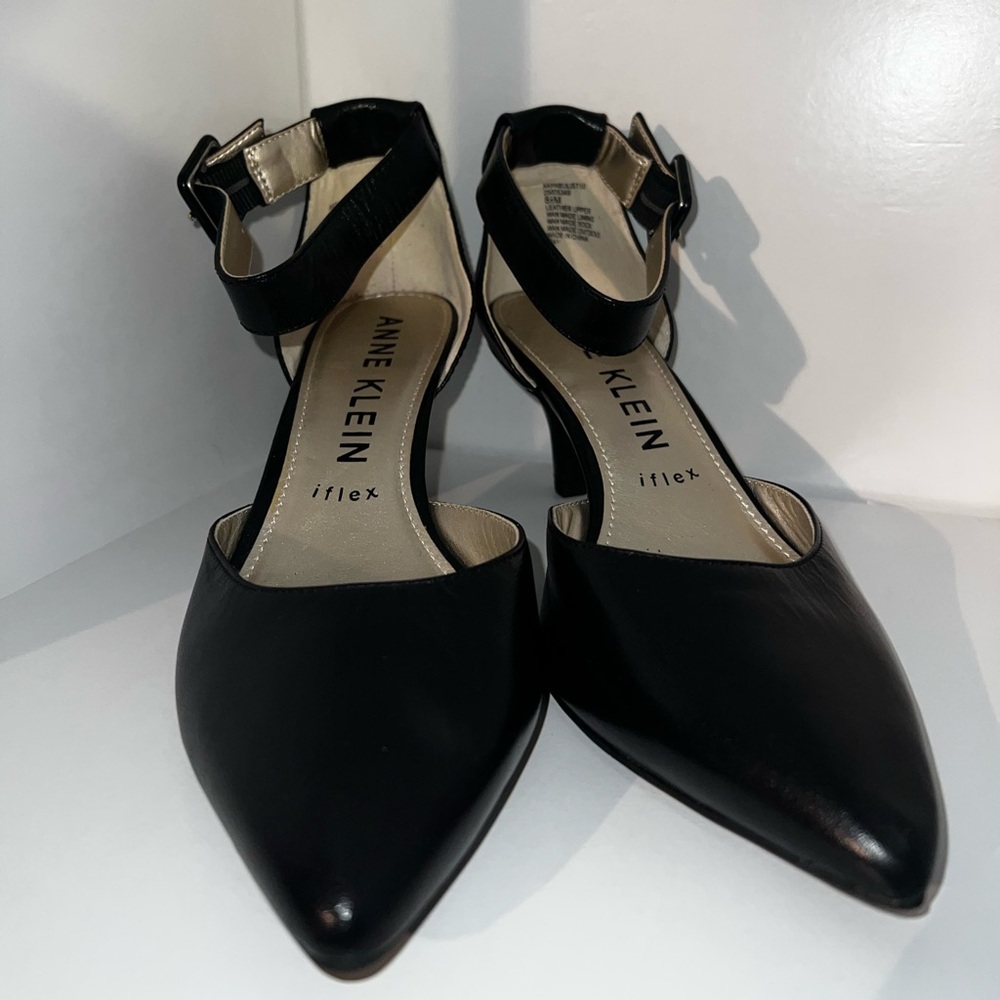 Anne Klein Fabulist Ankle Pump